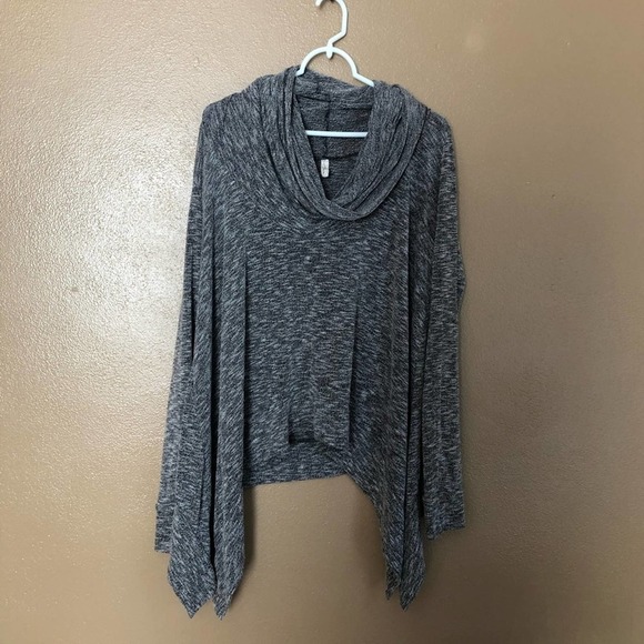Elan Grey Cowl Neck Long Sleeve Tunic One Size - Picture 1 of 7